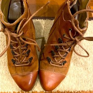 Stradivarius suede leather ankle boots. Size 6 US/ 36 EU.